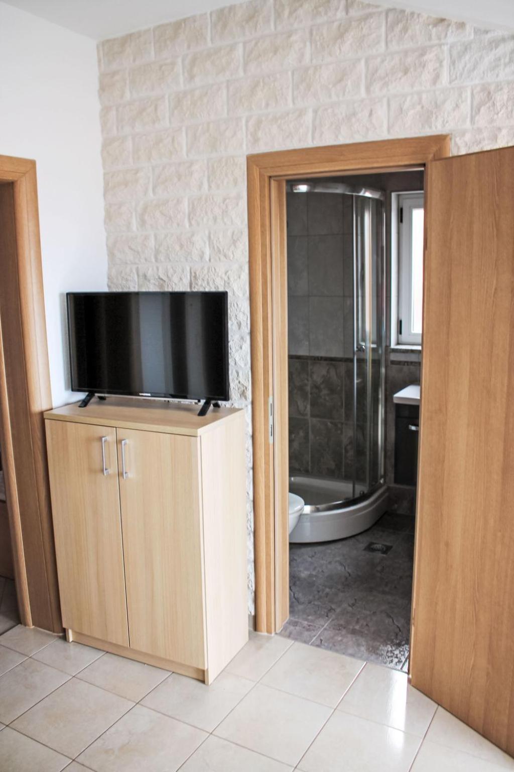 Apartment Silvia-3 By Interhome Makarska